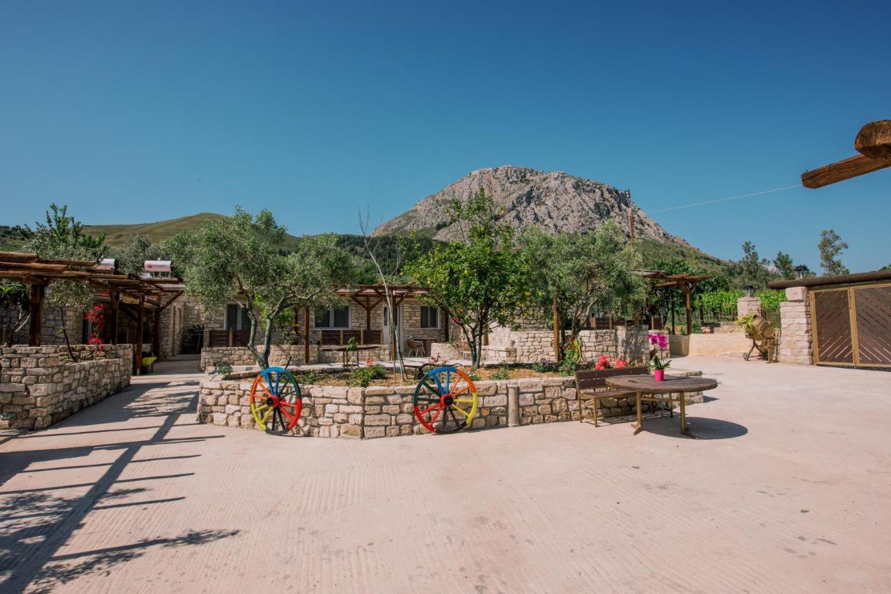 Acrocorinth Apartments المظهر الخارجي الصورة